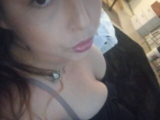fingering girl webcam picture LolaLoced