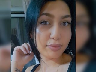 camgirl playing with vibrator LoliahLeah