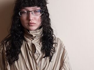 live cam girl picture LonnieMackaman