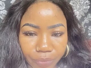 naughty cam girl fingering shaved pussy LunarTony