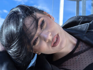 fingering camgirl picture MadelynVelure