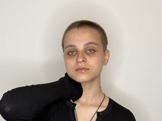 fingering webcamgirl picture MargrettHussar