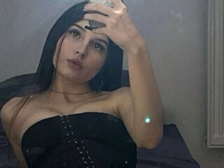 naked cam chatroom MariCrueze