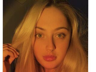 cam MarieBuck