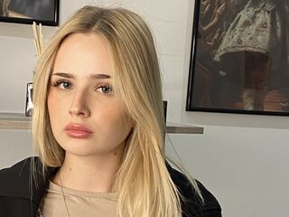 hot cam hooker MarnieRhyner