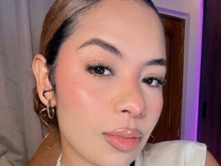 live chatroom MeganMarc