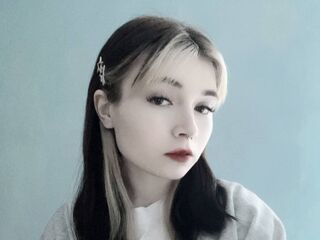 camgirl playing with sextoy MelissaLey