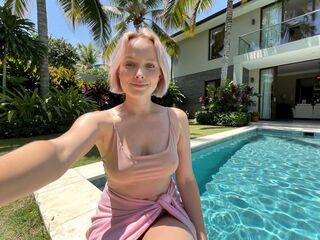 camslut naked NancyKarsten