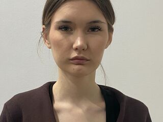 bedroom web cam NelleLoehlein