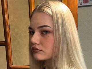 nude camgirl photo NicolynMoore