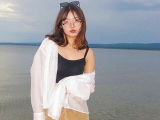 naked camgirl masturbating with dildo NobukoCheeks