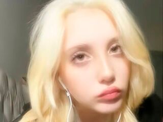 fingering cam girl picture RubiAntonakos