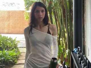 topless cam girl RyanDemirchyan