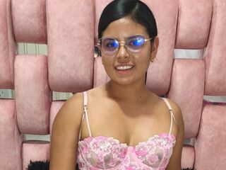 dity cam show SalomeHarman