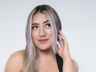 cam girl photo SamanthaSain