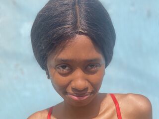 adult web cam chat room SelenaTate