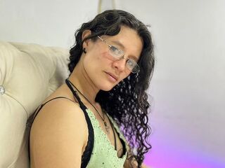 cam girl masturbating SereneKenner