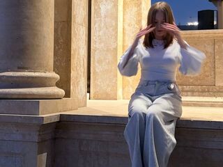 free chat room SonaQuinley