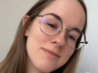 hot cam girl masturbating with dildo SophiMalesik