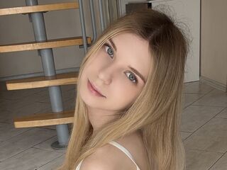 free nude cam ThoraBeskom