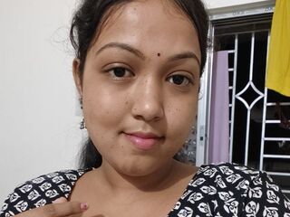 naked cam girl picture TrishaSaha