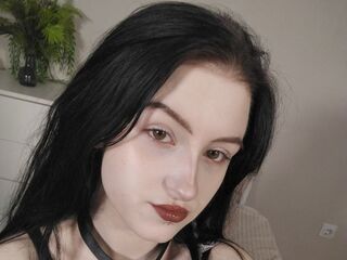 cam girl masturbating with vibrator UdeleGallamore