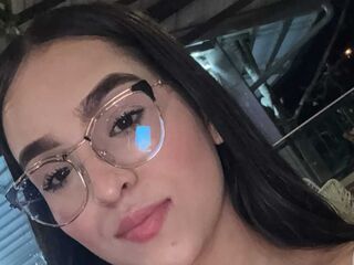 masturbating cam girl ValentinaSparks