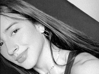 free adultcam VelvetValery