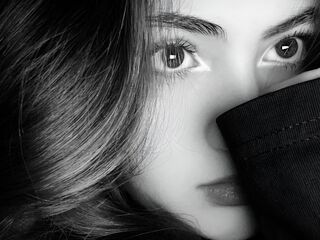 girl topless chat VickyToure