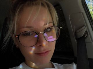 sexy webcamgirl picture YurikoBereda