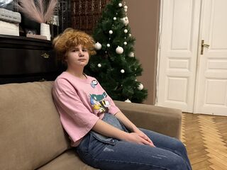 cam girl masturbating with sextoy ZyraMonroe